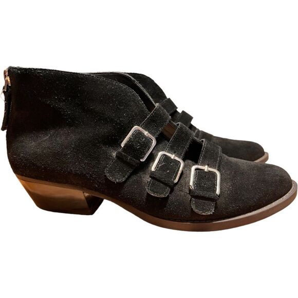 Nine West KIGERO Suede Leather Pointed Toe Buckle Ankle Boots SZ 8 Black Cosplay - Picture 1 of 7